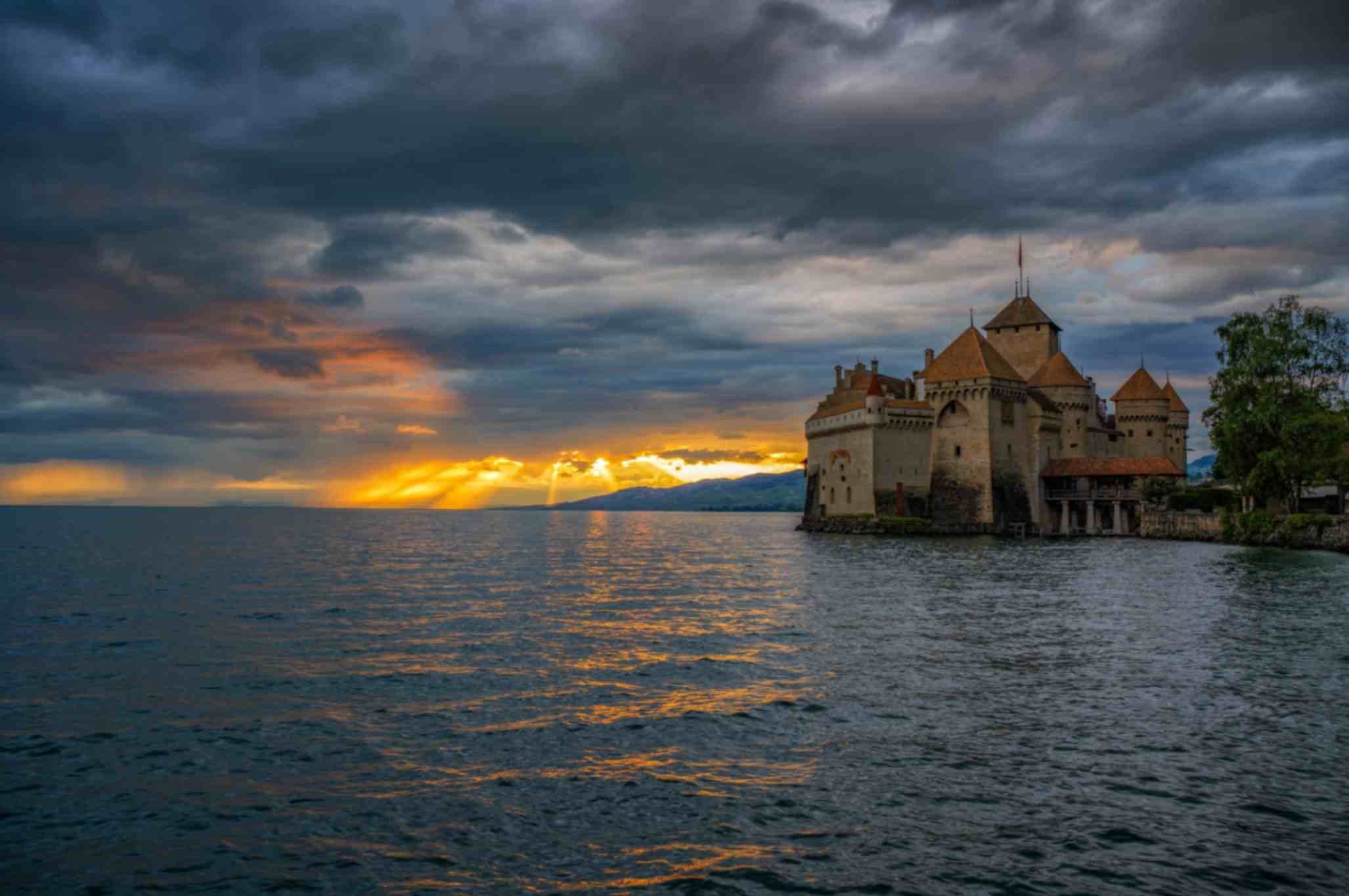 Castello di Chillon al tramonto