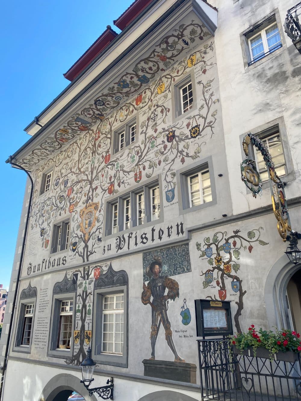 Lucerne Cantonal Building
