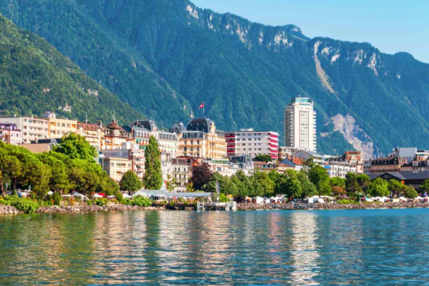 Panorama del paseo marítimo de Montreux