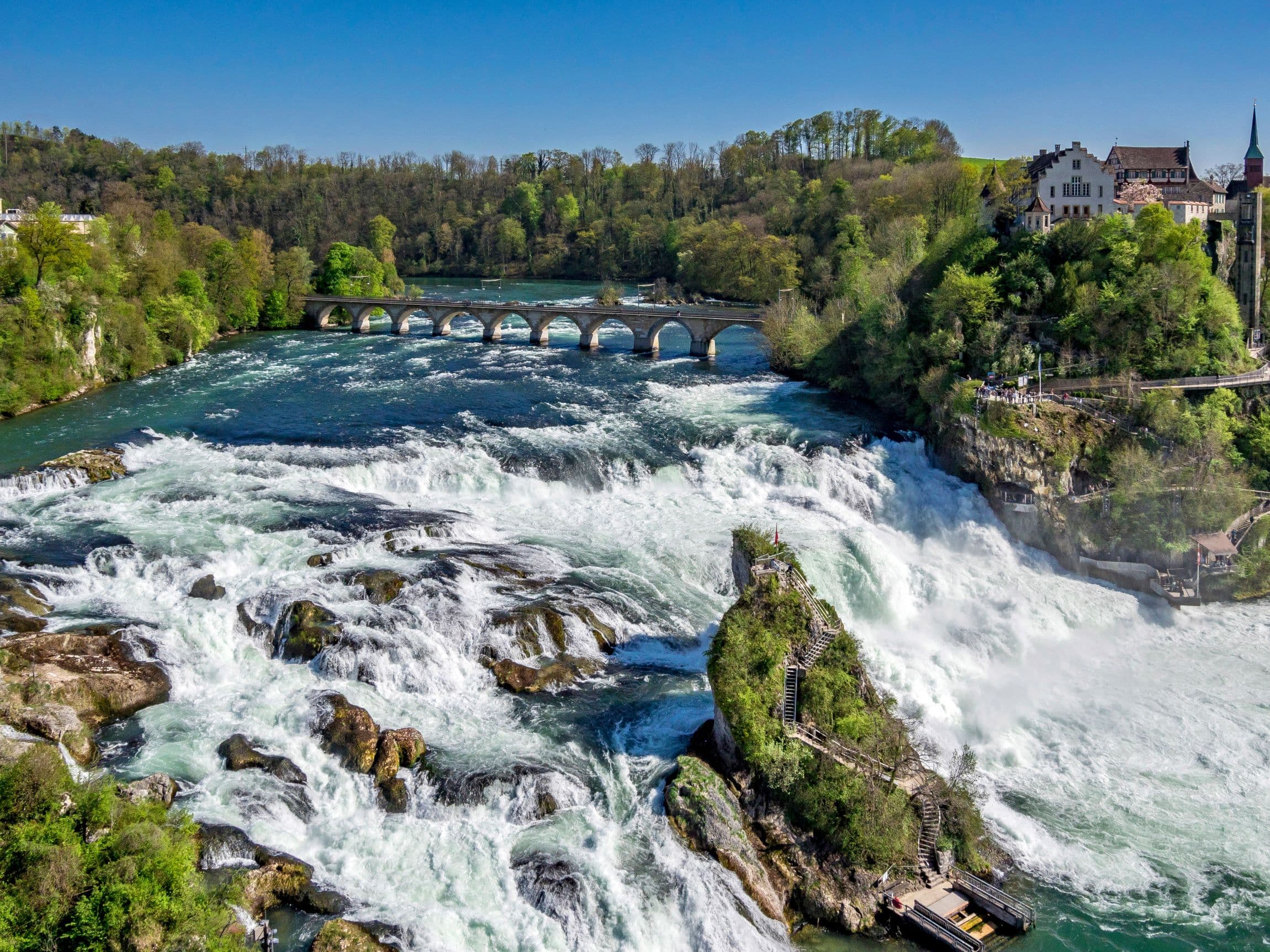 Rhine Falls–Schloss Lenzburg Tour