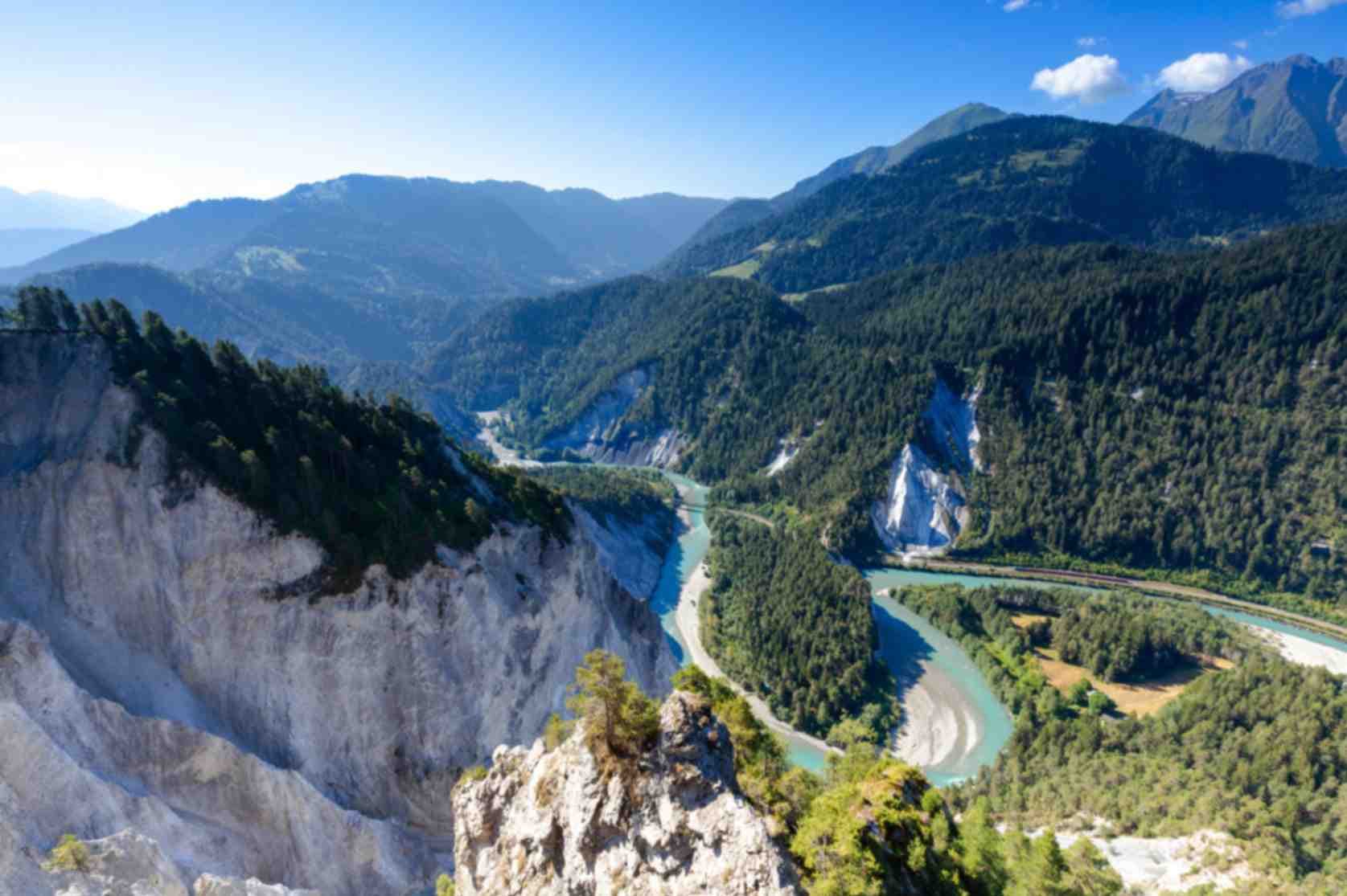 Point de vue sur les gorges du Rhin