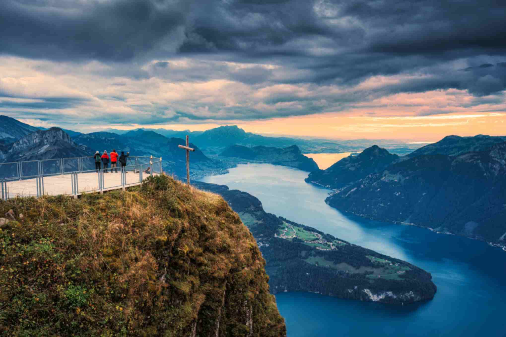 Stoos Ridge Panorama Hike (Klingenstock to Fronalpstock)